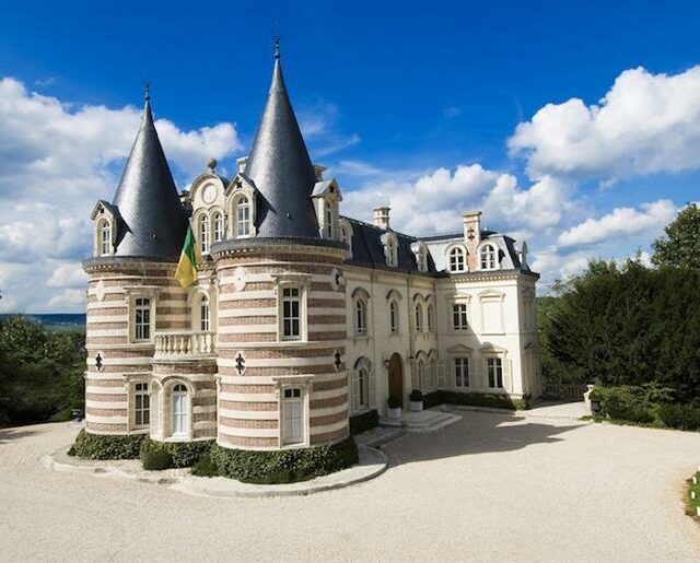 Champagne Chateau-Comtesse-Lafond—Epernay-2