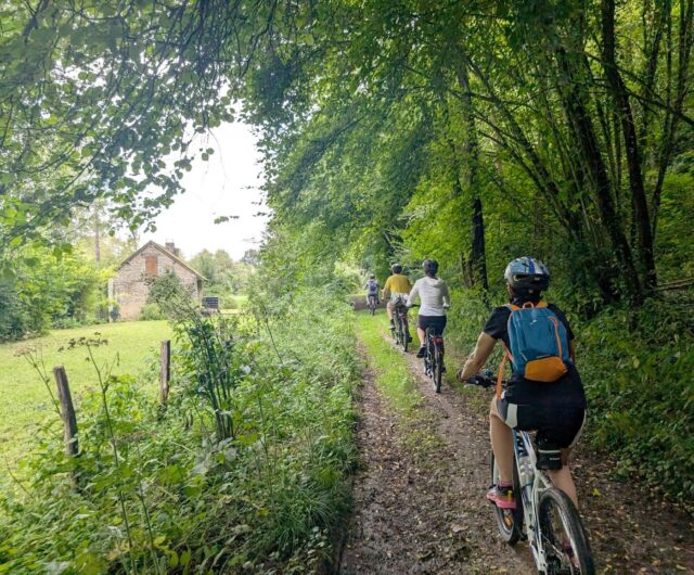 Balade guidée à vélo©Loir Découvertes