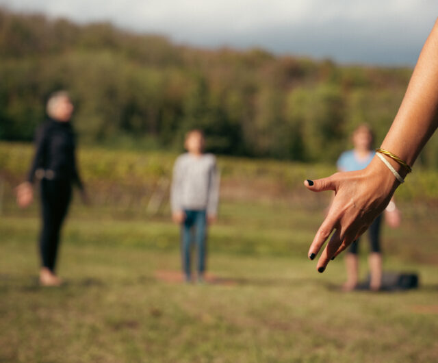 Yoga dans les vignes 34 © D. Levêque – ADT